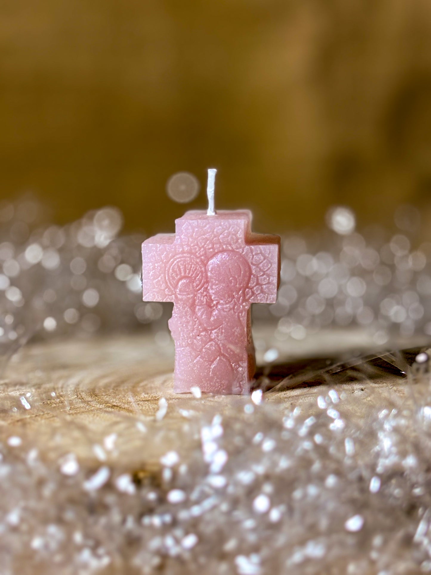 Candela Croce – Simbolo di Fede e Purezza