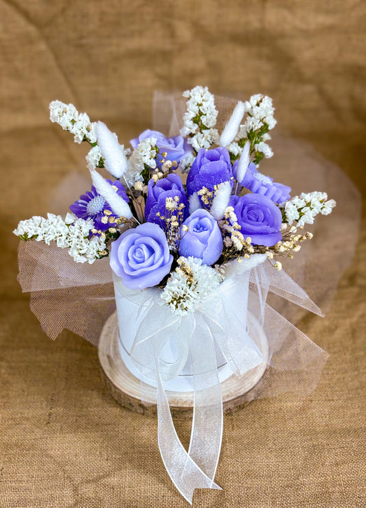 "Incanto Viola" – Bouquet di fiori in cera